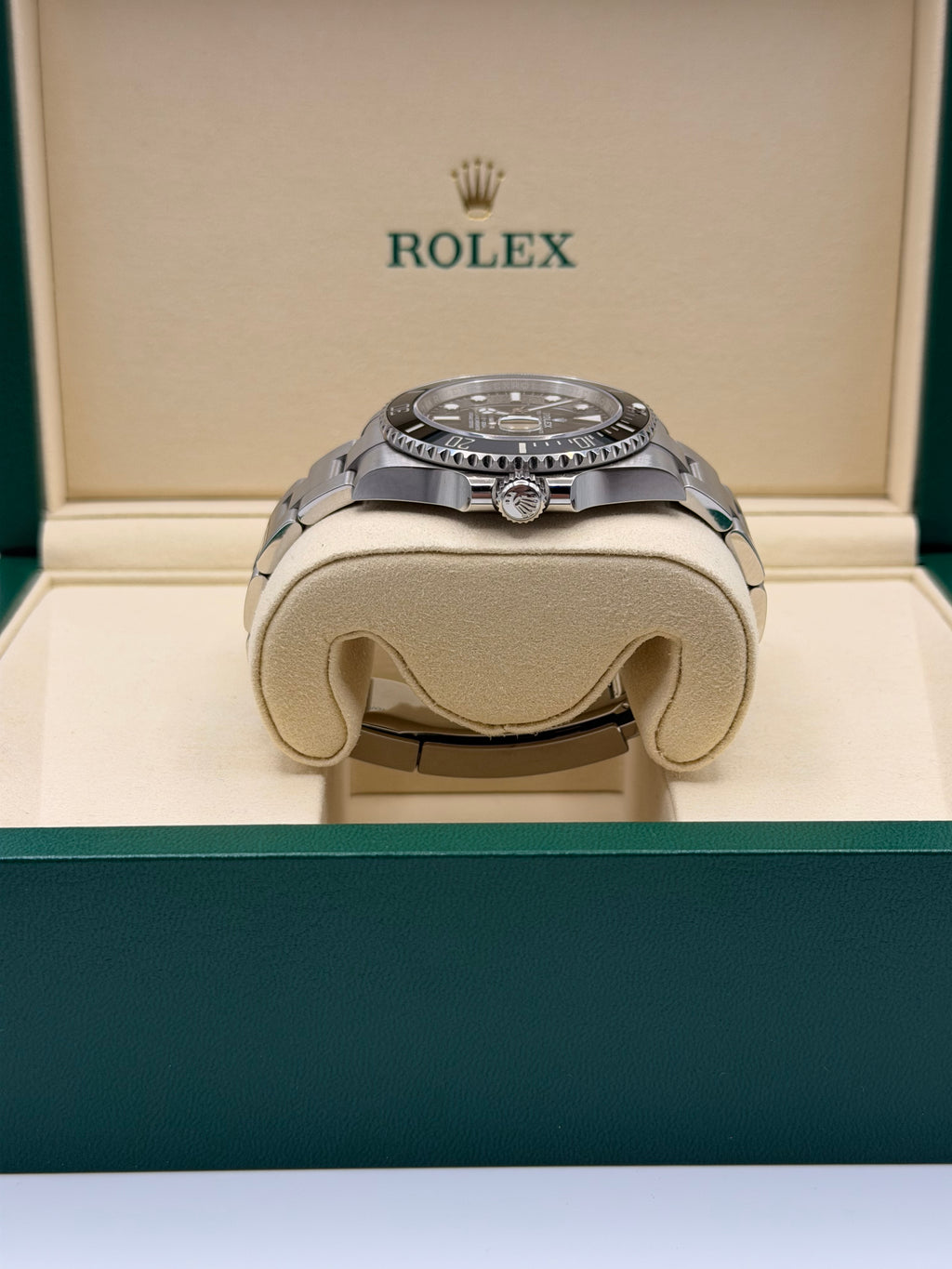 ROLEX SUBMARINER DATE - 126610LN