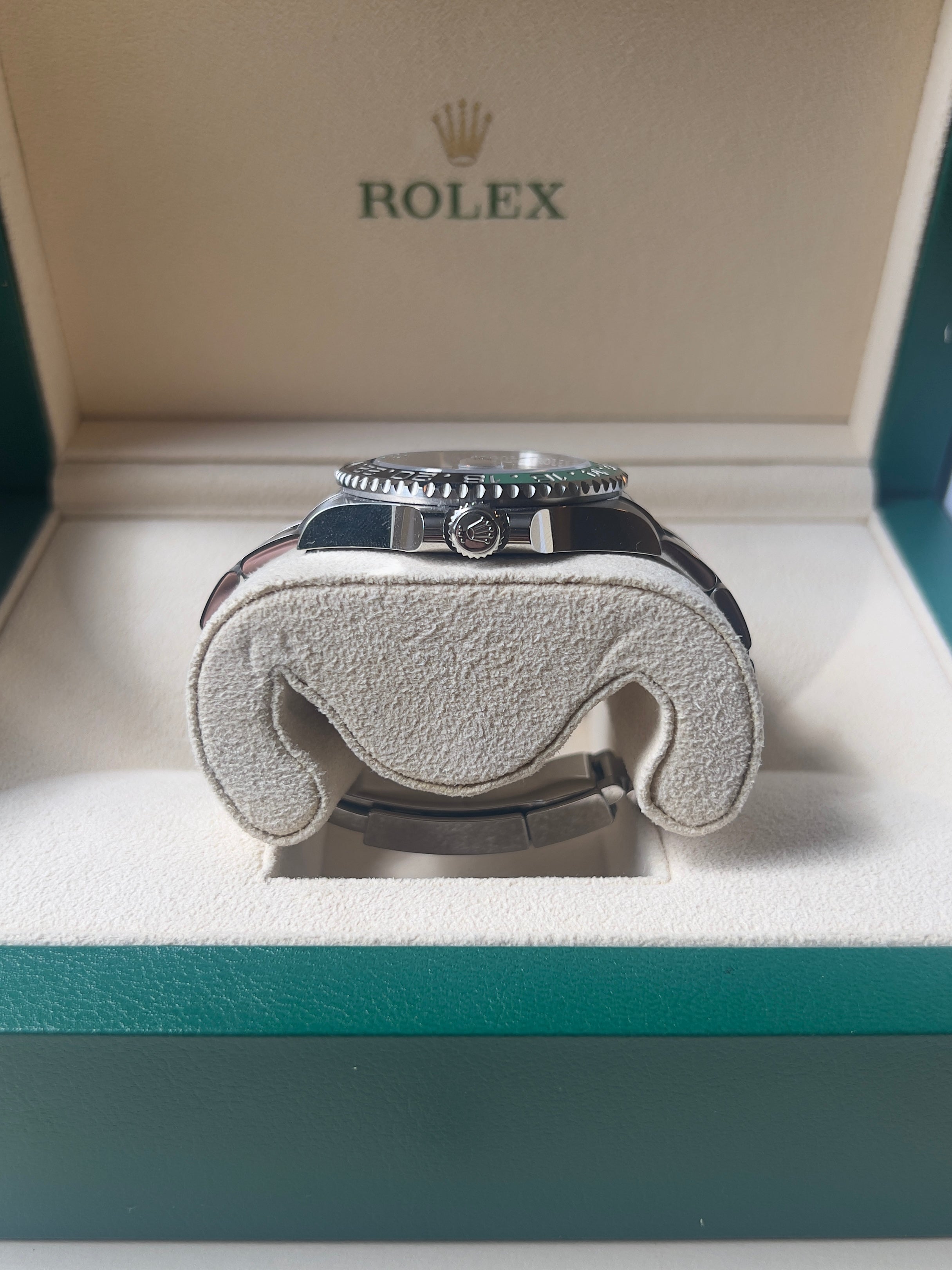 ROLEX GMT MASTER II - 126720VTNR